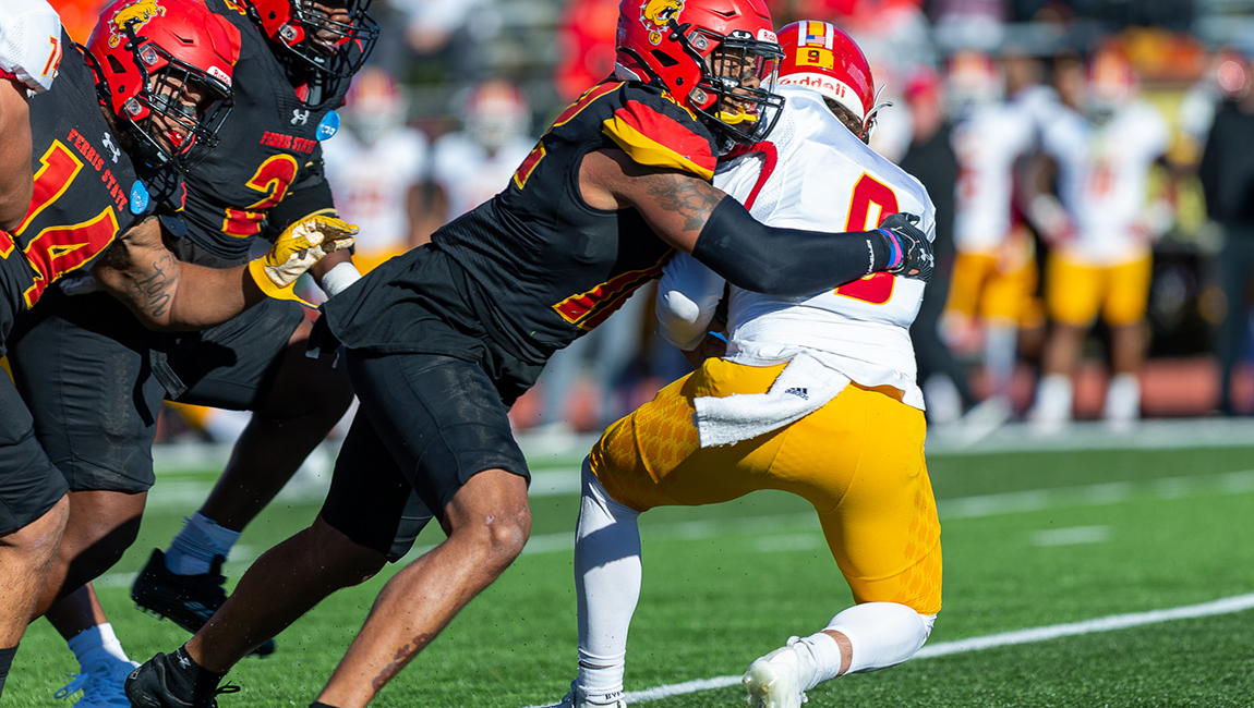 Ferris State Defense Thwarts Gorillas, Bulldogs Advance To Sixth Consecutive Super Region Championship