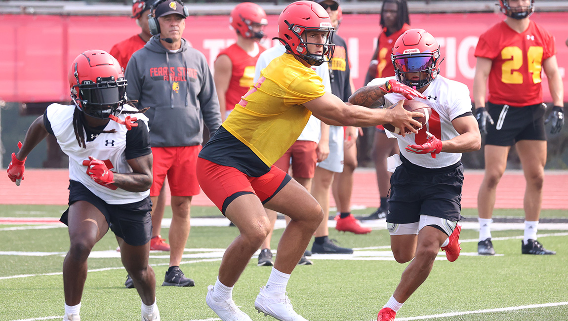 FEATURE: Finally 100 percent, Quarterback Carson Gulker Excited To Be Back On Field With Bulldogs