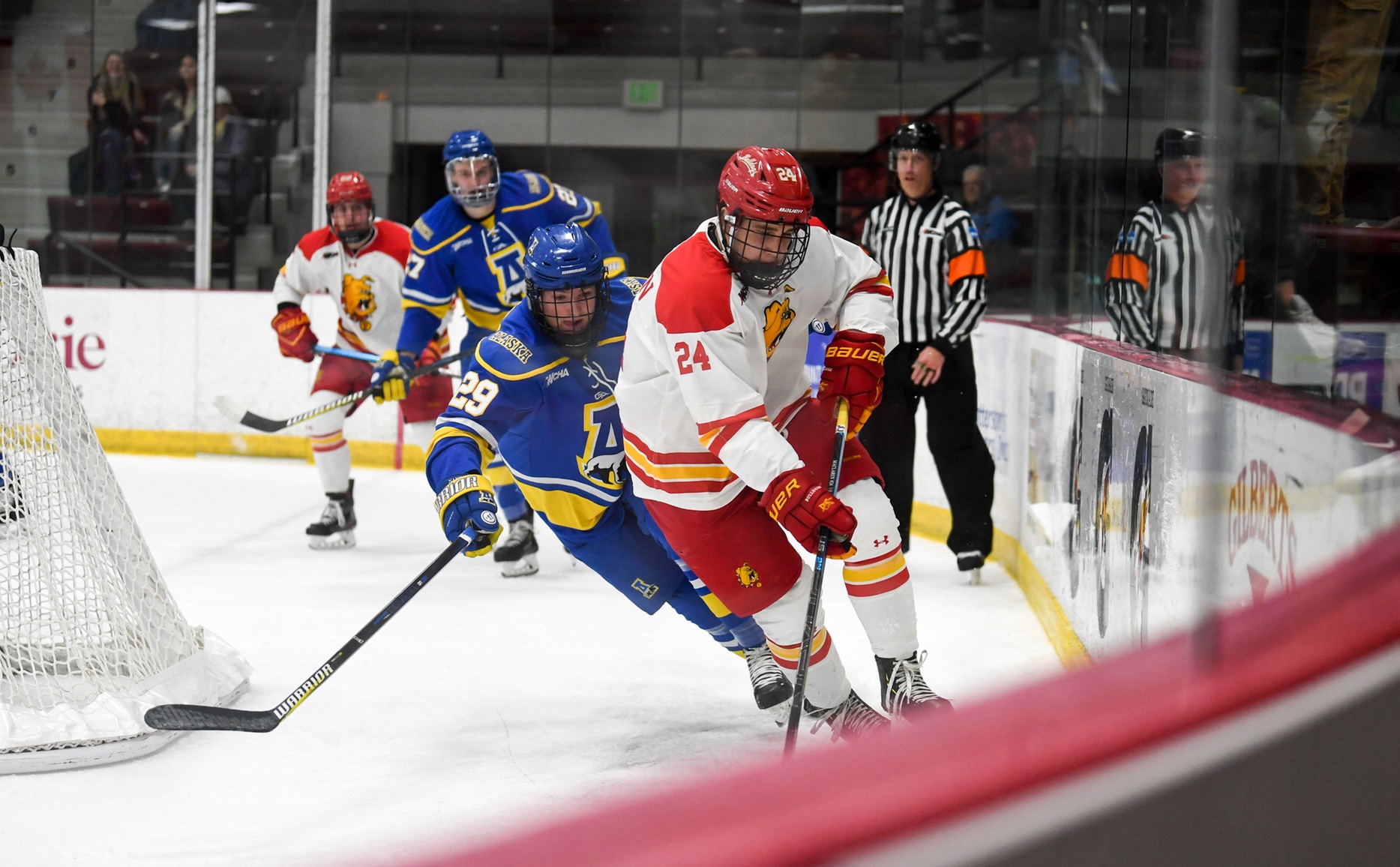 Bulldogs Drop Road Contest At Bowling Green