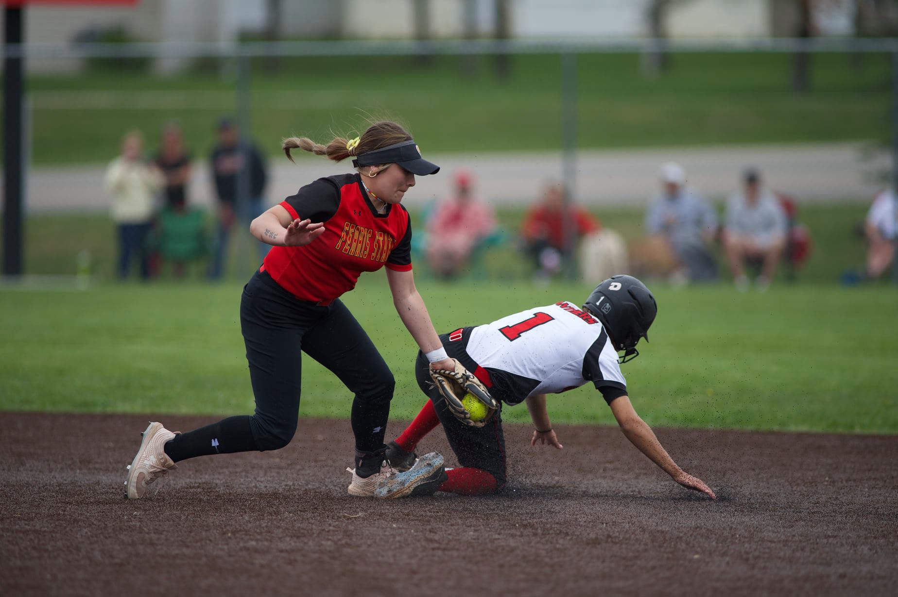 Ferris State Softball Opens Busy Week Of Action With Close League Doubleheader Against Davenport