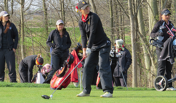 Bulldog Women's Golf Takes Fifth Place At 2016 GLIAC Championships