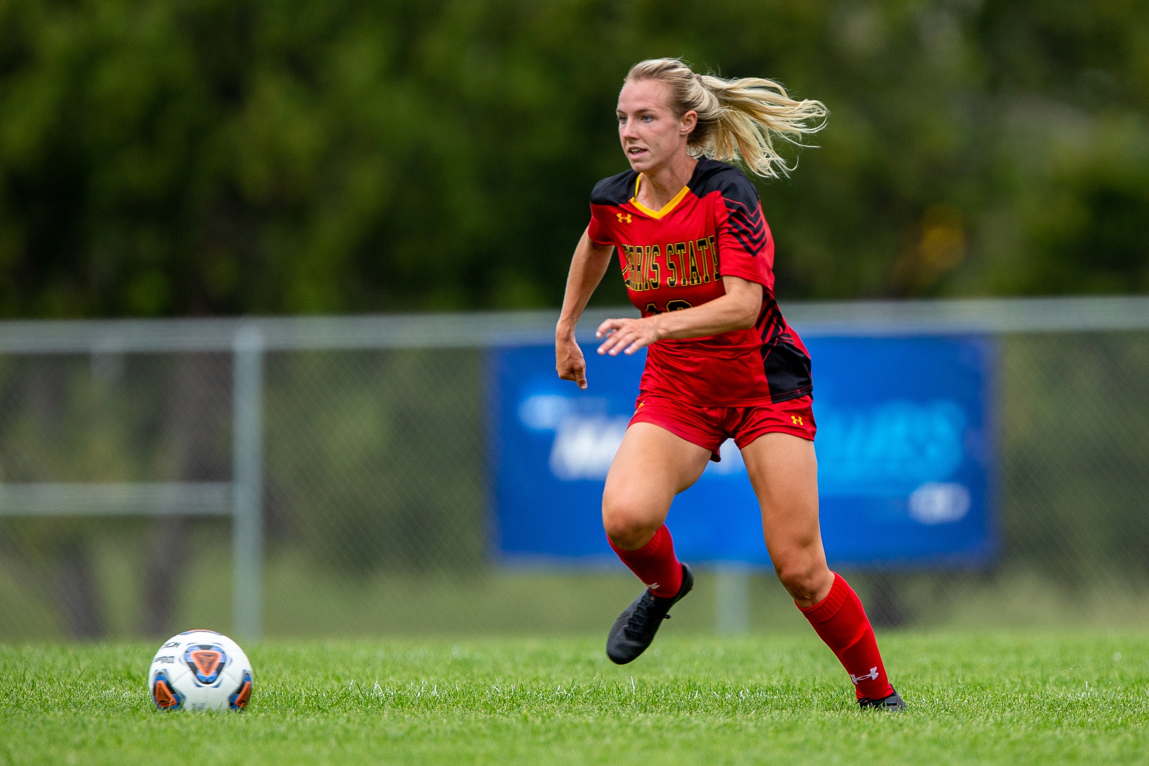 Bulldogs Fall In Season Opener At Maryville