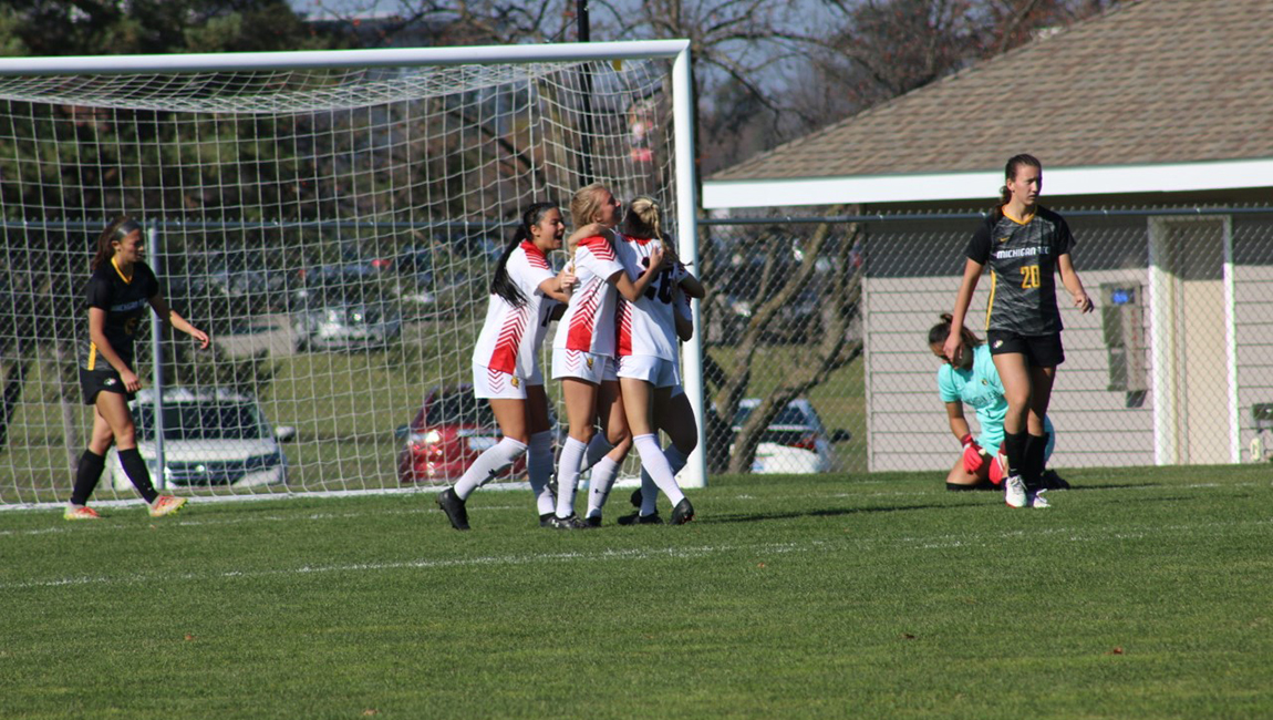 Bulldogs Eliminate Huskies, Advance to GLIAC Semifinals