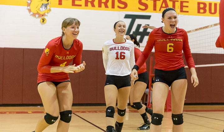 #3 Bulldogs Rout Lakers To Advance To GLIAC Tournament Championship Match